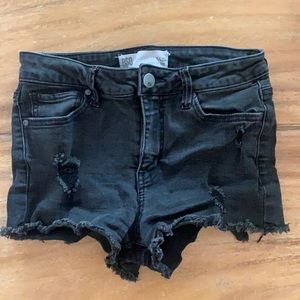 RSQ Tilly’s Black Venice Mid Rise Shorts